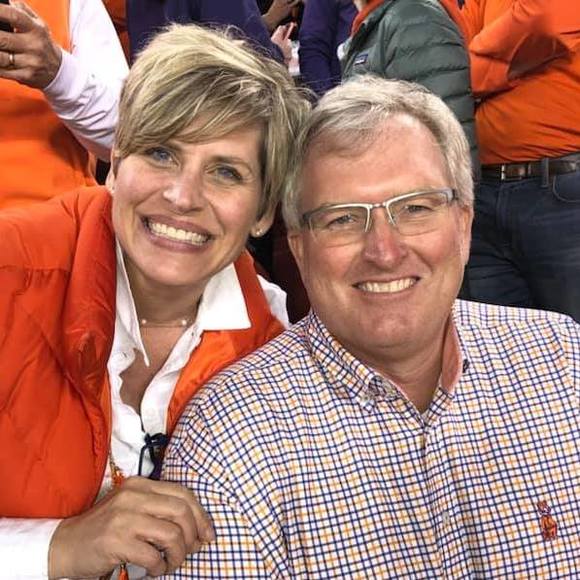 Meet your Posher, Heidi - Picture 1 of 1